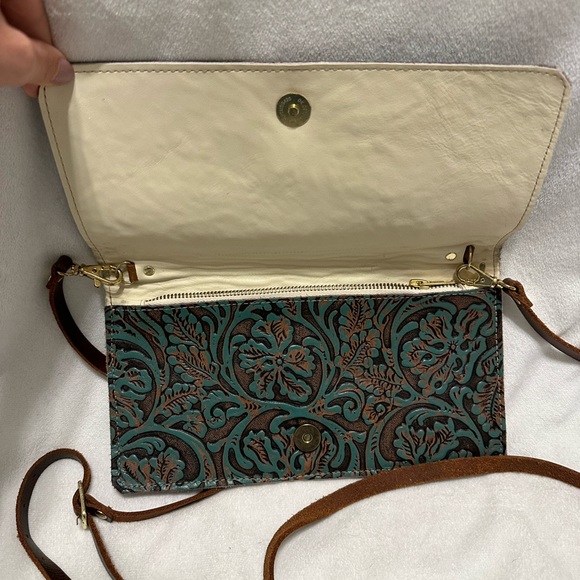 Leather Embossed clutch side bag - Picture 2 of 3